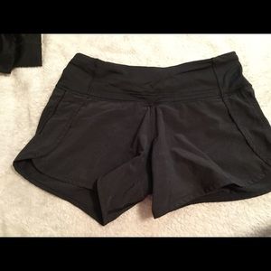 LULULEMON speed up shorts